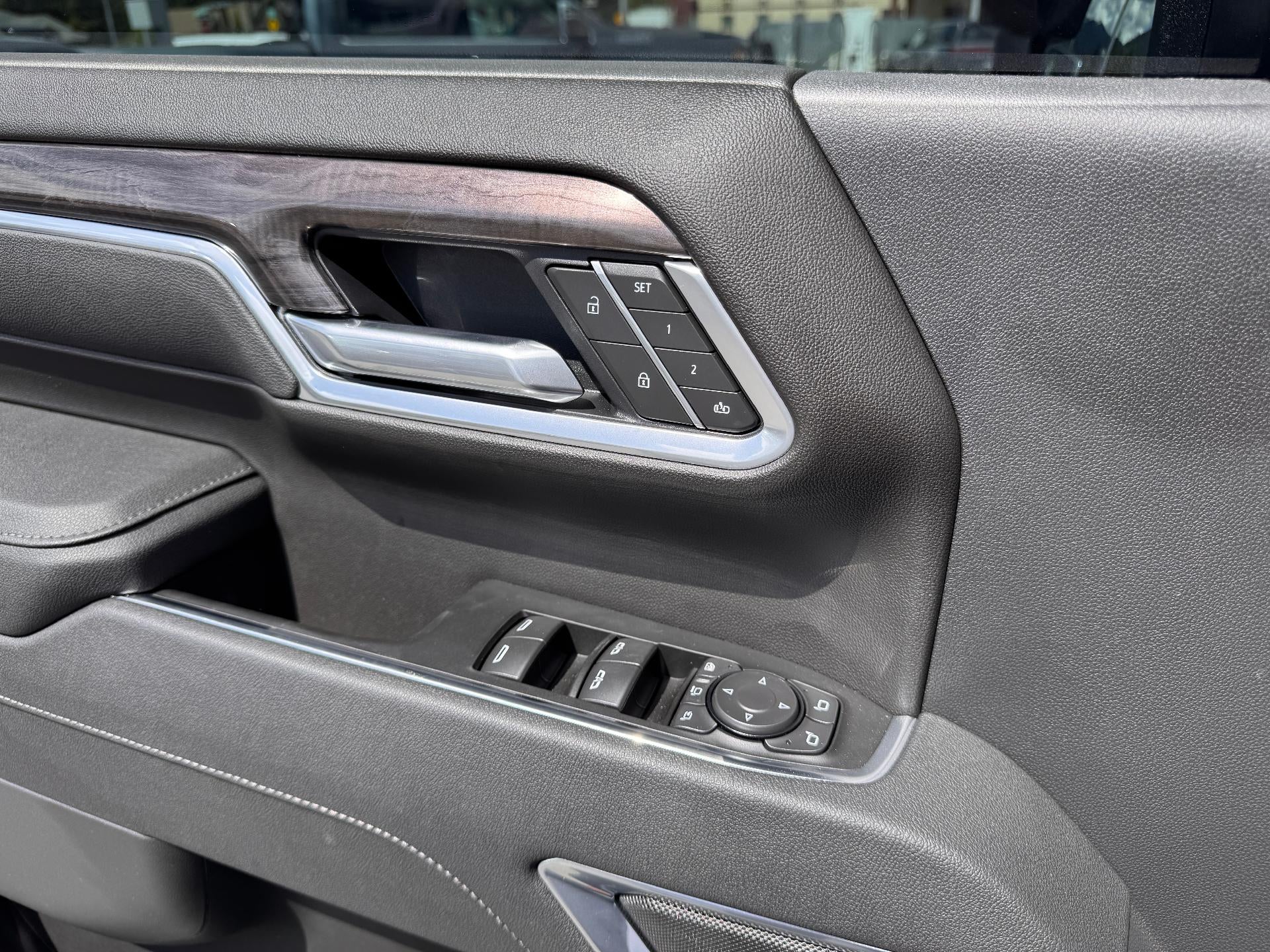 2026 Chevrolet Silverado 3500 HD LTZ / CREW / DMAX DIESEL / Z71 CHROME SPORT / TECH PCKG / STANDARD BOX