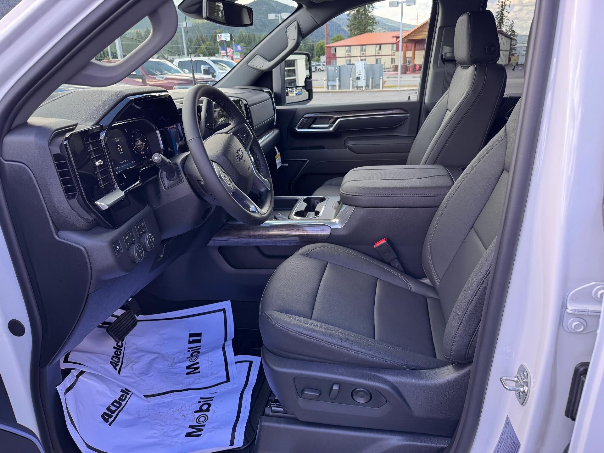 2026 Chevrolet Silverado 3500 HD LTZ / CREW / DMAX DIESEL / TRAIL BOSS / ADAPTIVE CRUISE / STANDARD BOX