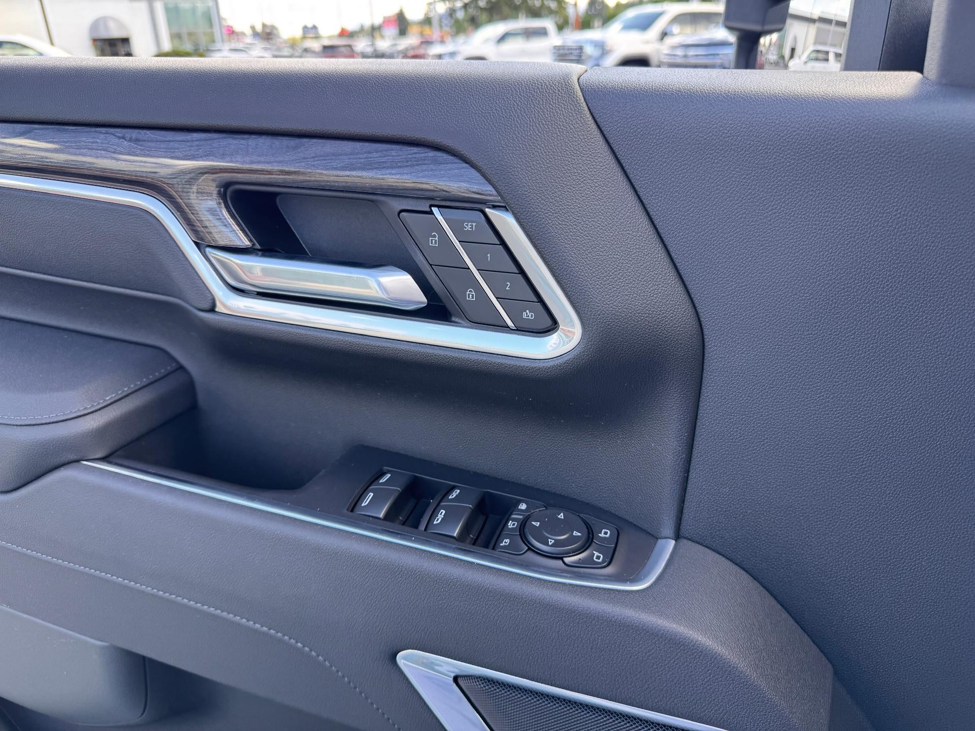 2026 Chevrolet Silverado 3500 HD LTZ / CREW / DMAX DIESEL / TRAIL BOSS / ADAPTIVE CRUISE / STANDARD BOX