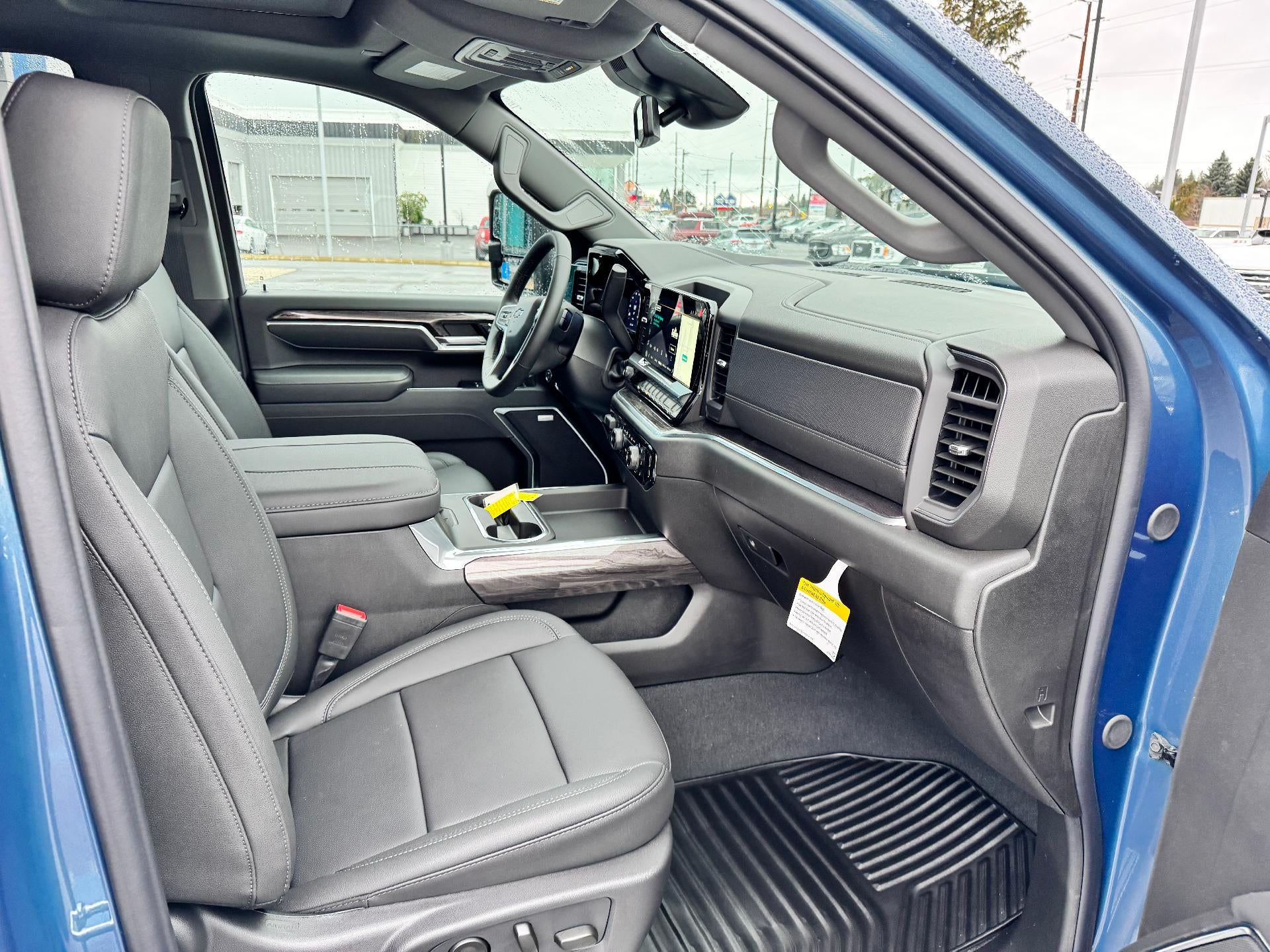 2026 Chevrolet Silverado 3500 HD LTZ / CREW / DMAX DIESEL / TRAIL BOSS / SUNROOF / ADAPTIVE CRUISE / STANDARD BOX