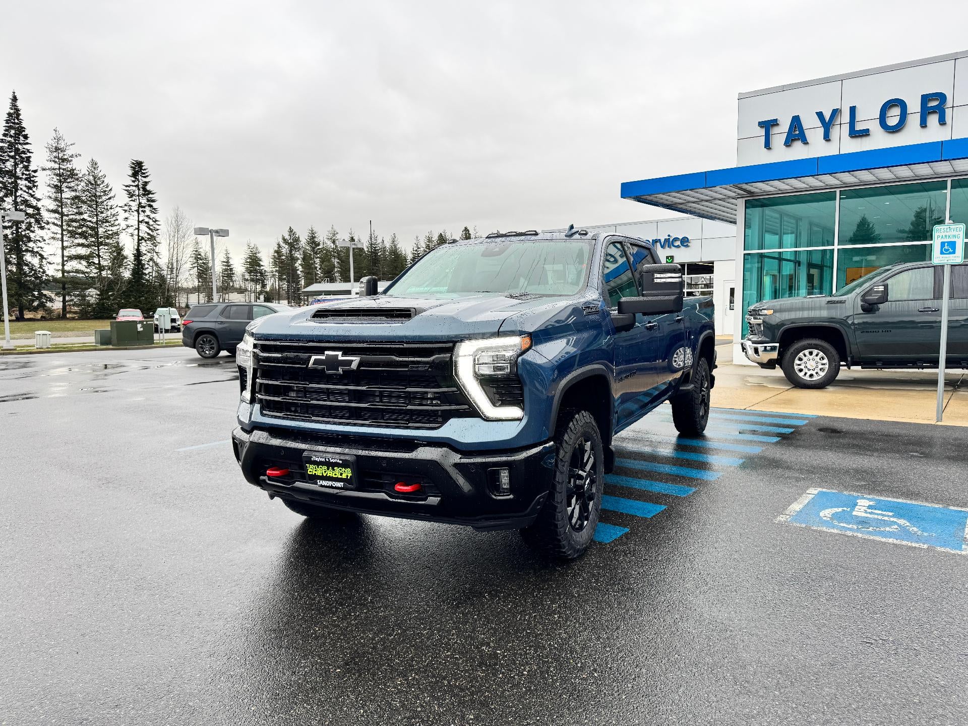 2026 Chevrolet Silverado 3500 HD LTZ / CREW / DMAX DIESEL / TRAIL BOSS / SUNROOF / ADAPTIVE CRUISE / STANDARD BOX