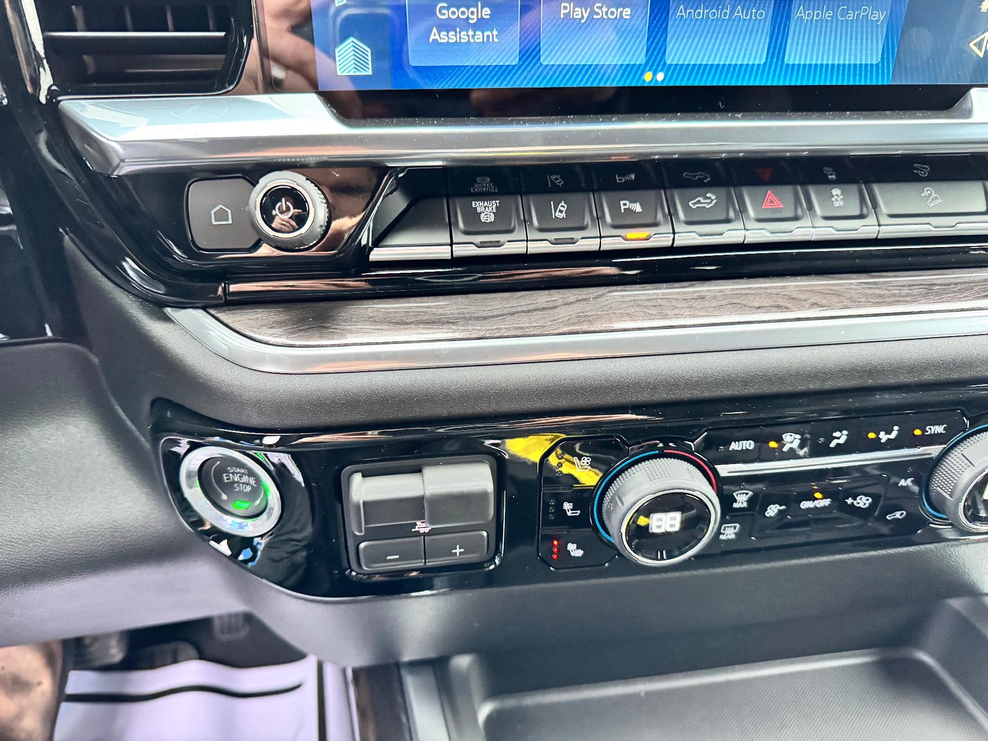 2026 Chevrolet Silverado 3500 HD LTZ / CREW / DMAX DIESEL / TRAIL BOSS / SUNROOF / ADAPTIVE CRUISE / STANDARD BOX