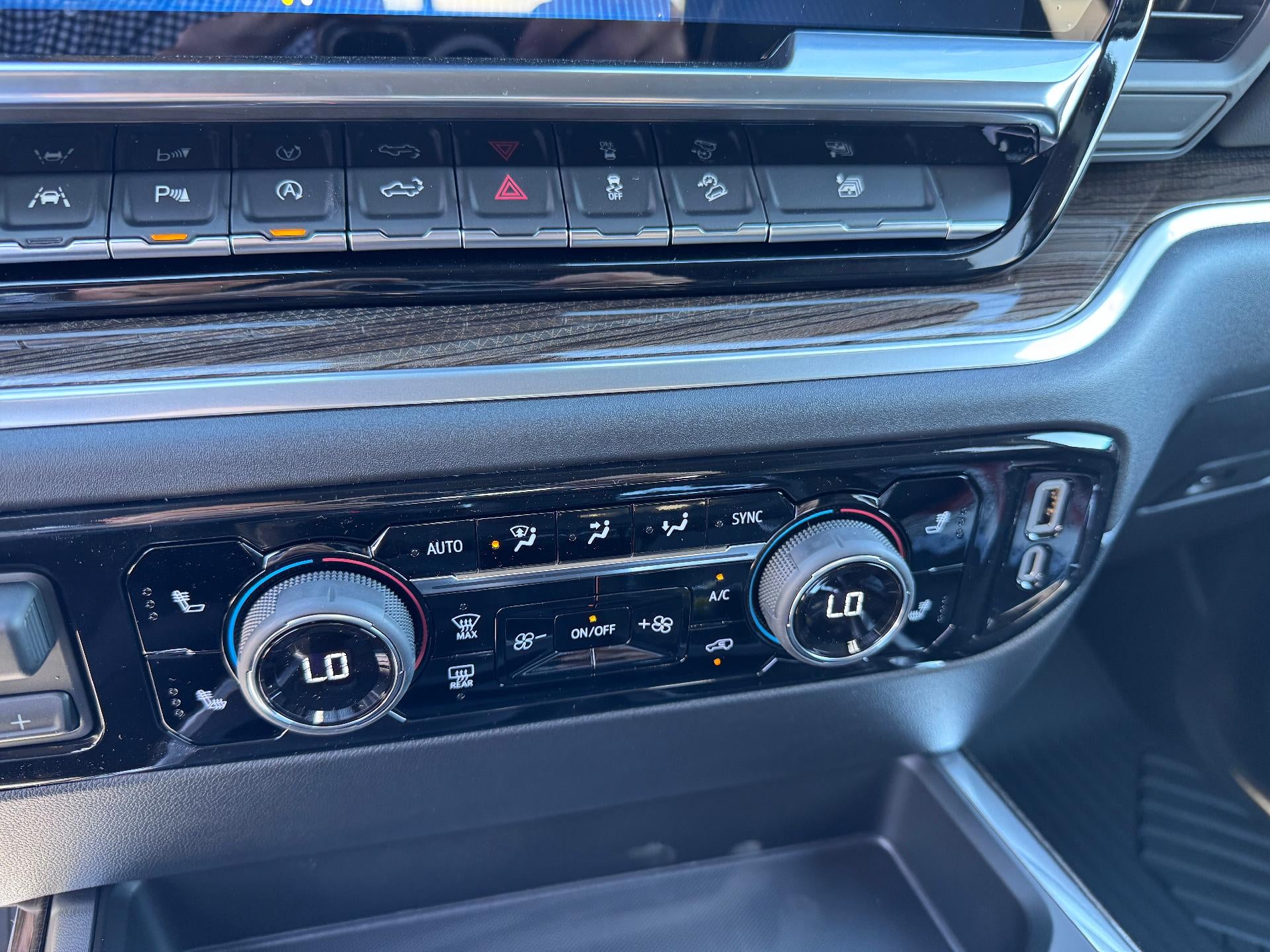 2026 Chevrolet Silverado 1500 RST - Photo 33