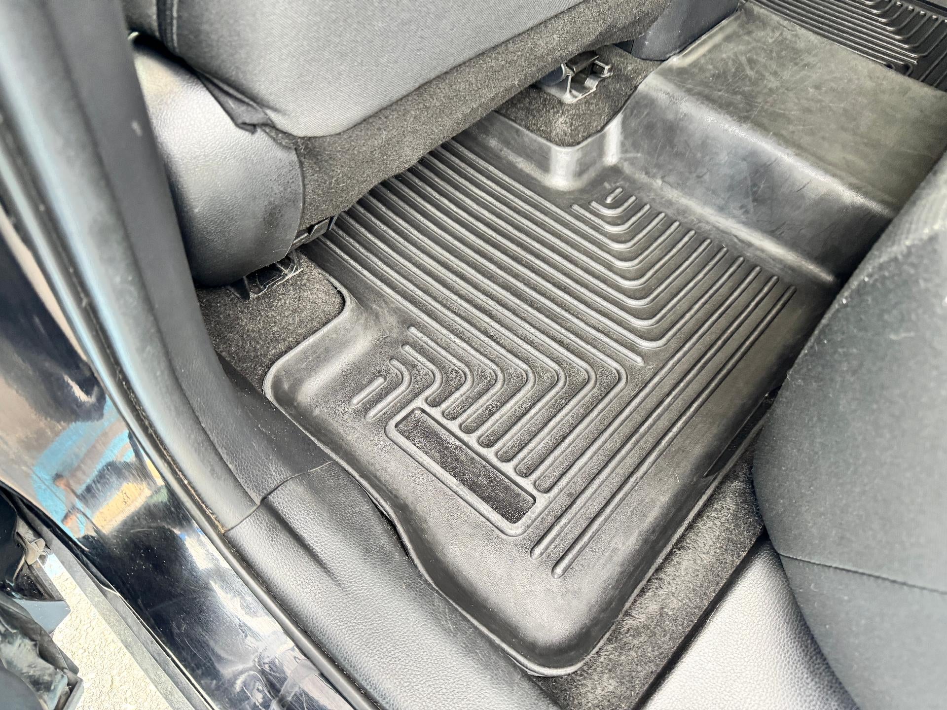 2020 Toyota RAV4 XLE / AWD / SUNROOF / ADAPTIVE CRUISE / SAFETY PCKG / LOCAL TRADE