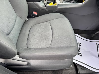 2020 Toyota RAV4 XLE / AWD / SUNROOF / ADAPTIVE CRUISE / SAFETY PCKG / LOCAL TRADE