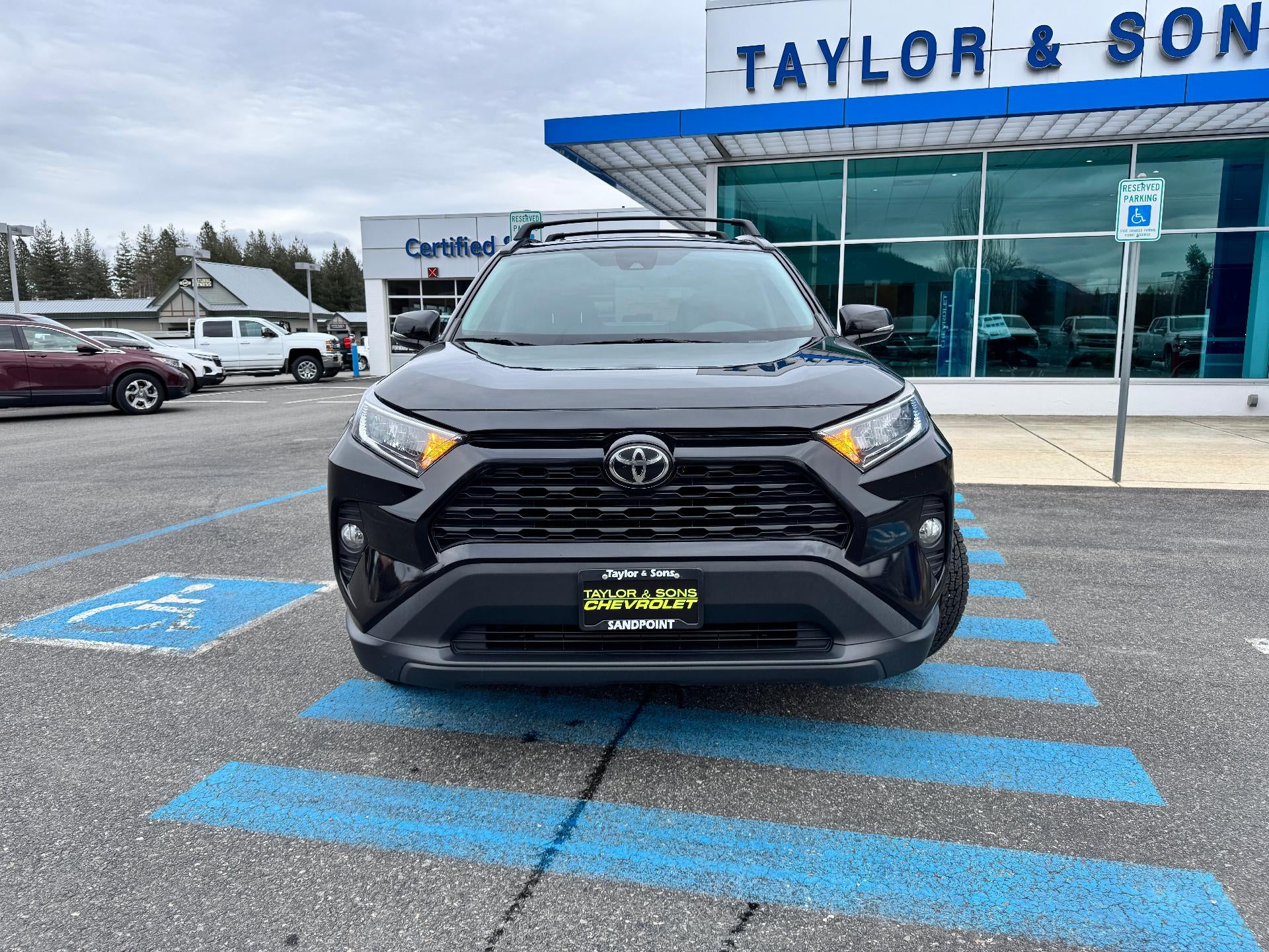 2020 Toyota RAV4 XLE / AWD / SUNROOF / ADAPTIVE CRUISE / SAFETY PCKG / LOCAL TRADE
