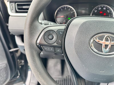 2020 Toyota RAV4 XLE / AWD / SUNROOF / ADAPTIVE CRUISE / SAFETY PCKG / LOCAL TRADE