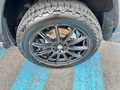 2020 Toyota RAV4 XLE / AWD / SUNROOF / ADAPTIVE CRUISE / SAFETY PCKG / LOCAL TRADE