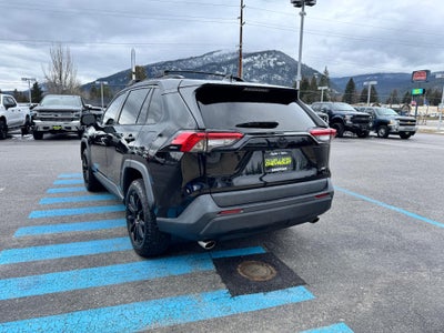 2020 Toyota RAV4 XLE / AWD / SUNROOF / ADAPTIVE CRUISE / SAFETY PCKG / LOCAL TRADE