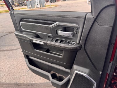 2019 RAM 2500 LARAMIE / CREW / 6.7 CUMMINS / STANDARD BOX / 1 OWNER / 47K MILES