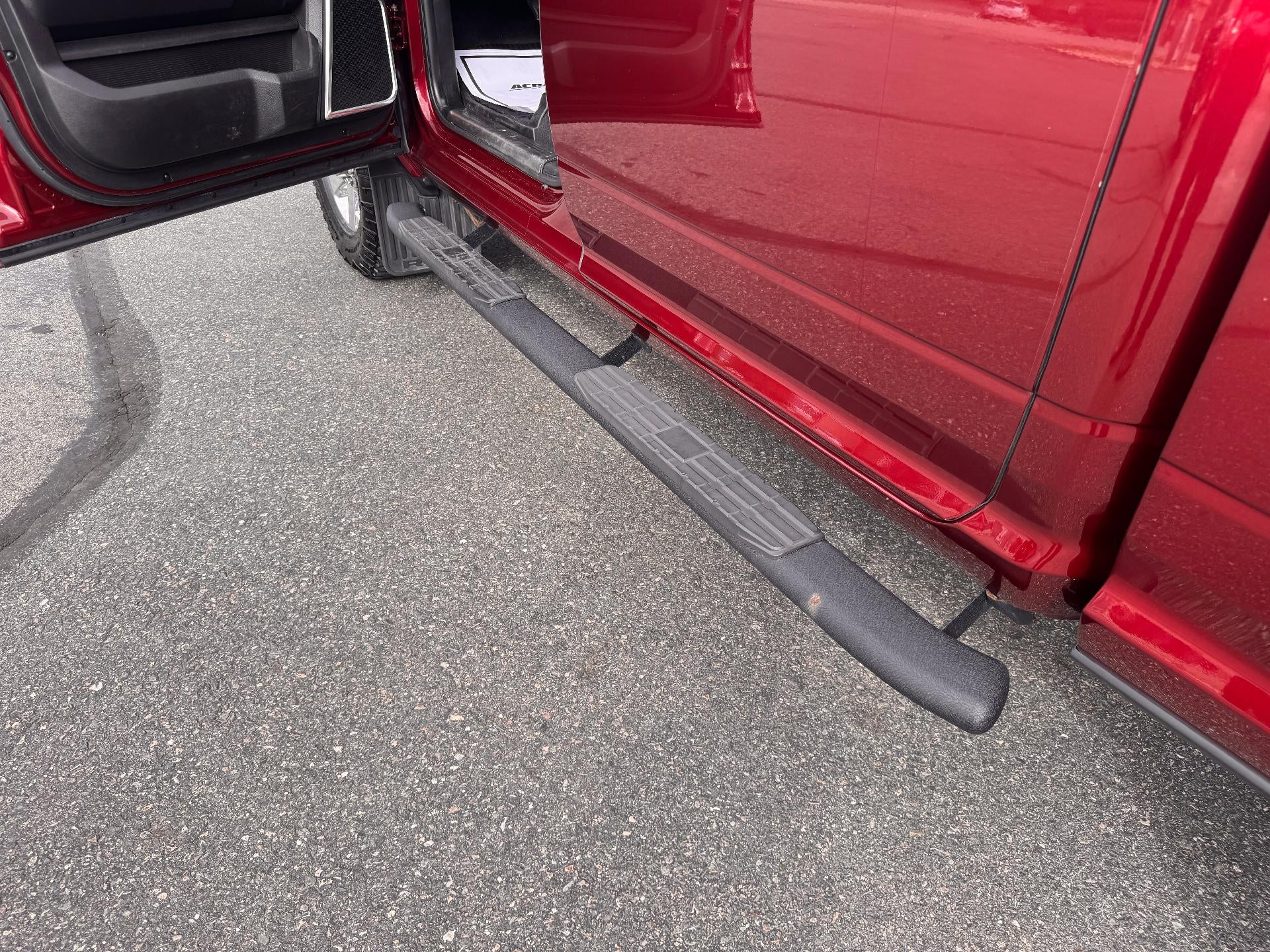 2019 RAM 2500 LARAMIE / CREW / 6.7 CUMMINS / STANDARD BOX / 1 OWNER / 47K MILES