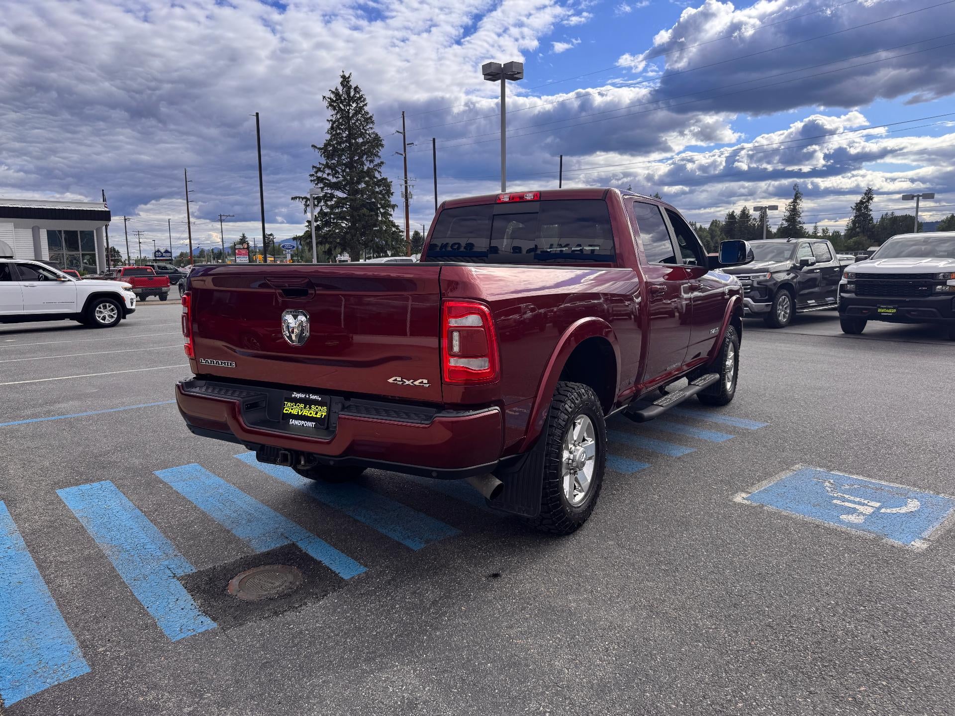 2019 RAM 2500 LARAMIE / CREW / 6.7 CUMMINS / STANDARD BOX / 1 OWNER / 47K MILES