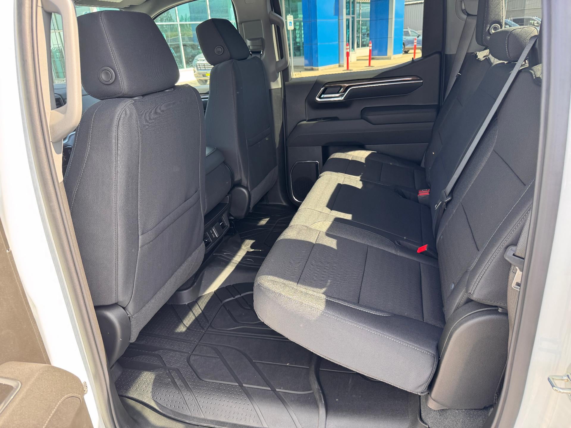 2026 Chevrolet Silverado 1500 RST / CREW / 2.7 LITER TURBOMAX / SELECT PCKG / SHORT BOX
