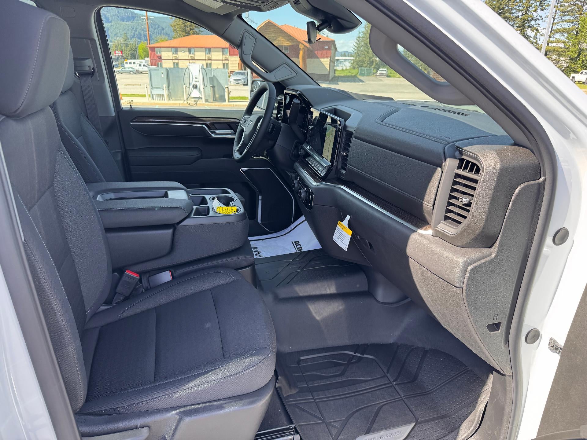 2026 Chevrolet Silverado 1500 RST / CREW / 2.7 LITER TURBOMAX / SELECT PCKG / SHORT BOX