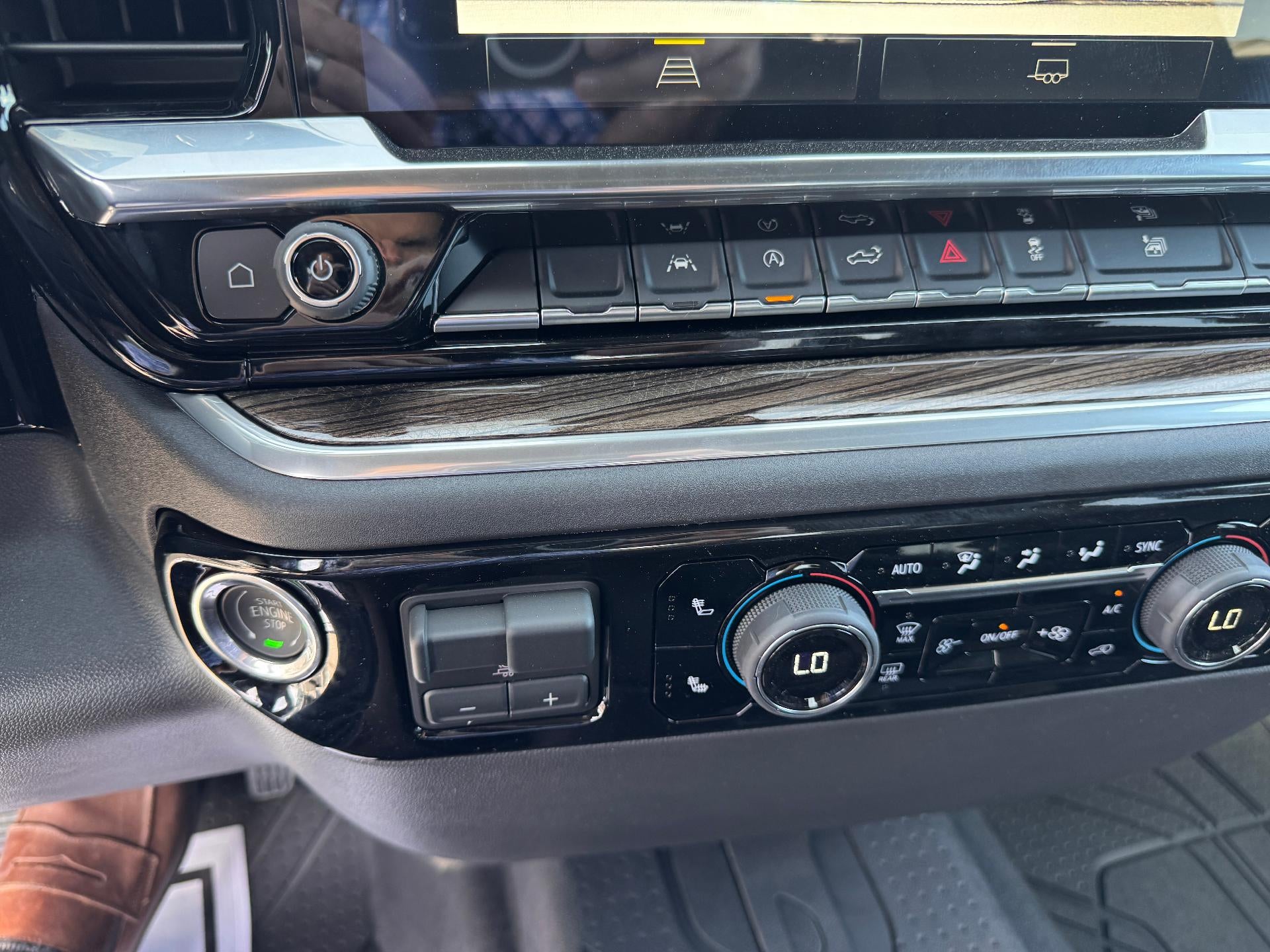 2026 Chevrolet Silverado 1500 RST / CREW / 2.7 LITER TURBOMAX / SELECT PCKG / SHORT BOX