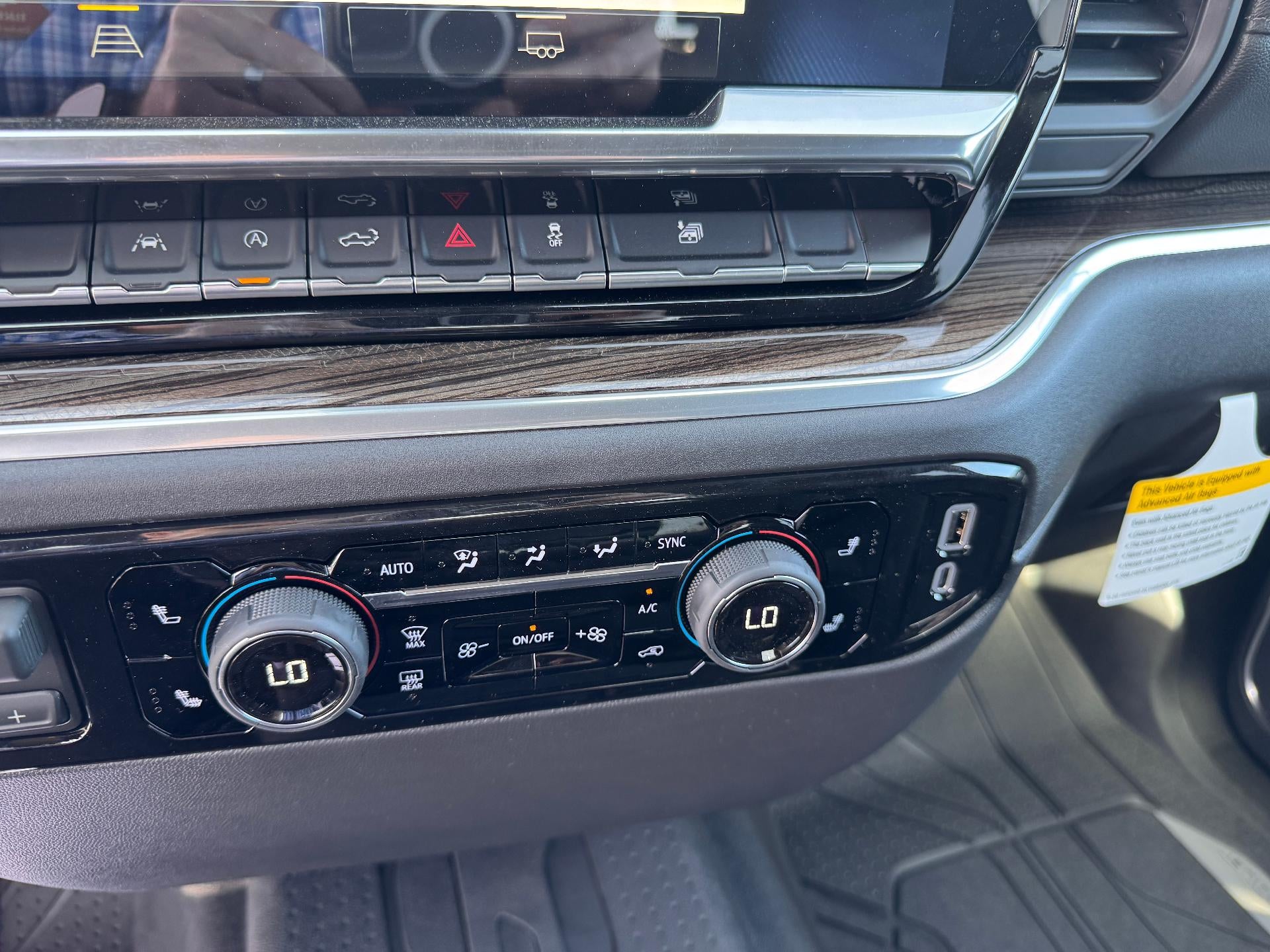 2026 Chevrolet Silverado 1500 RST / CREW / 2.7 LITER TURBOMAX / SELECT PCKG / SHORT BOX