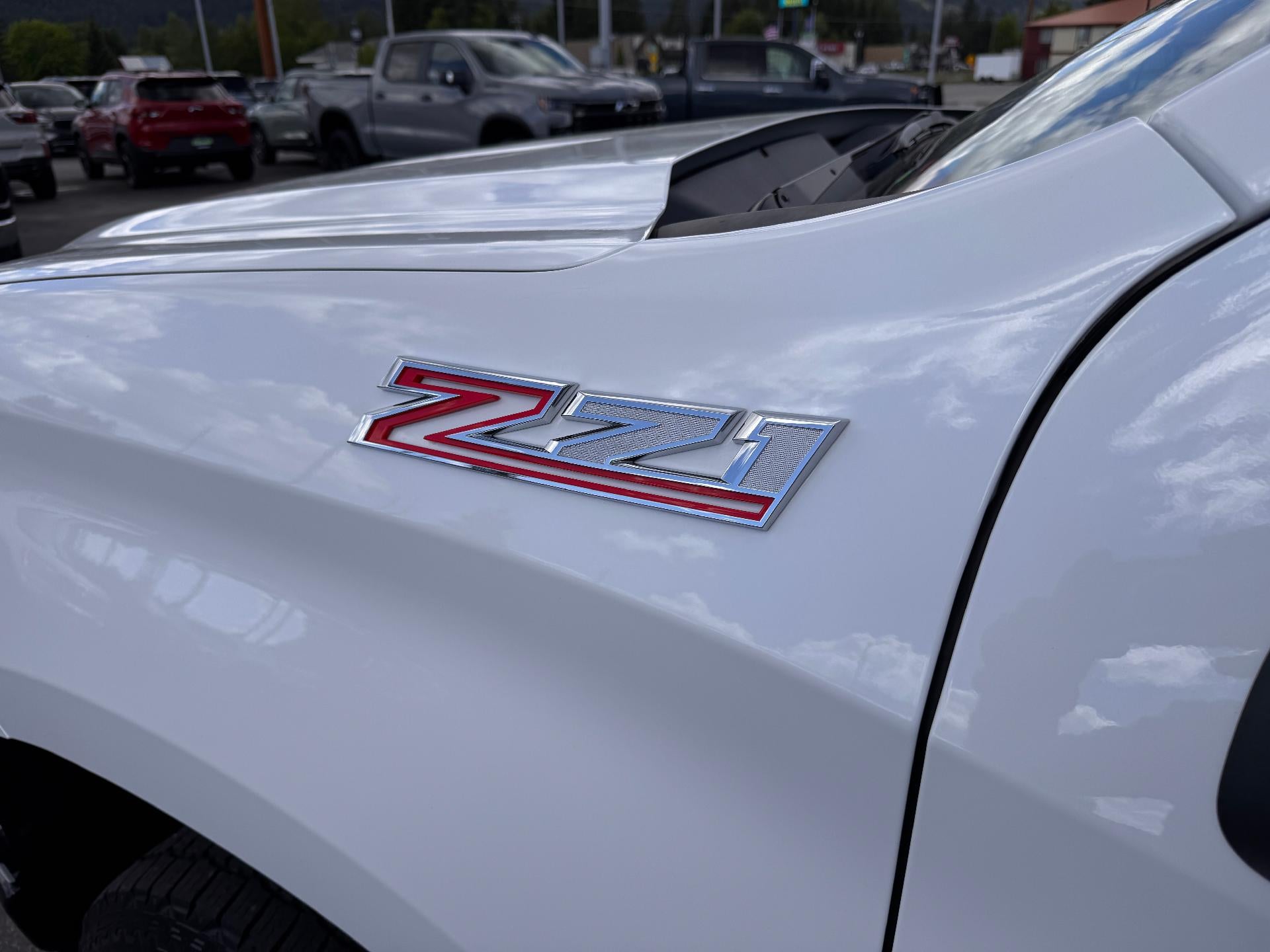 2022 Chevrolet Silverado 1500 LTD CUSTOM / TRAIL BOSS / CREW / 6.2 LITER V8 / STANDARD BOX / 1 OWNER