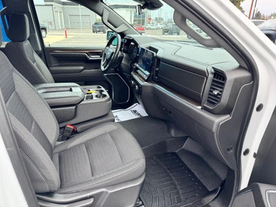 2023 Chevrolet Silverado 1500 LT / CREW / 5.3 LITER V8 / STANDARD BOX / LOCAL TRADE / 33K MILES