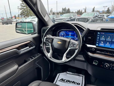 2023 Chevrolet Silverado 1500 LT / CREW / 5.3 LITER V8 / STANDARD BOX / LOCAL TRADE / 33K MILES