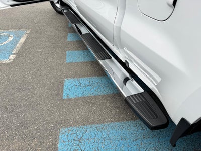 2023 Chevrolet Silverado 1500 LT / CREW / 5.3 LITER V8 / STANDARD BOX / LOCAL TRADE / 33K MILES