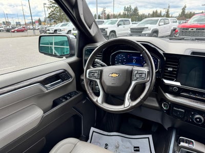 2022 Chevrolet Silverado 1500 LTZ / CREW / DMAX DIESEL / Z71 OFF ROAD / STANDARD BOX / 1 OWNER