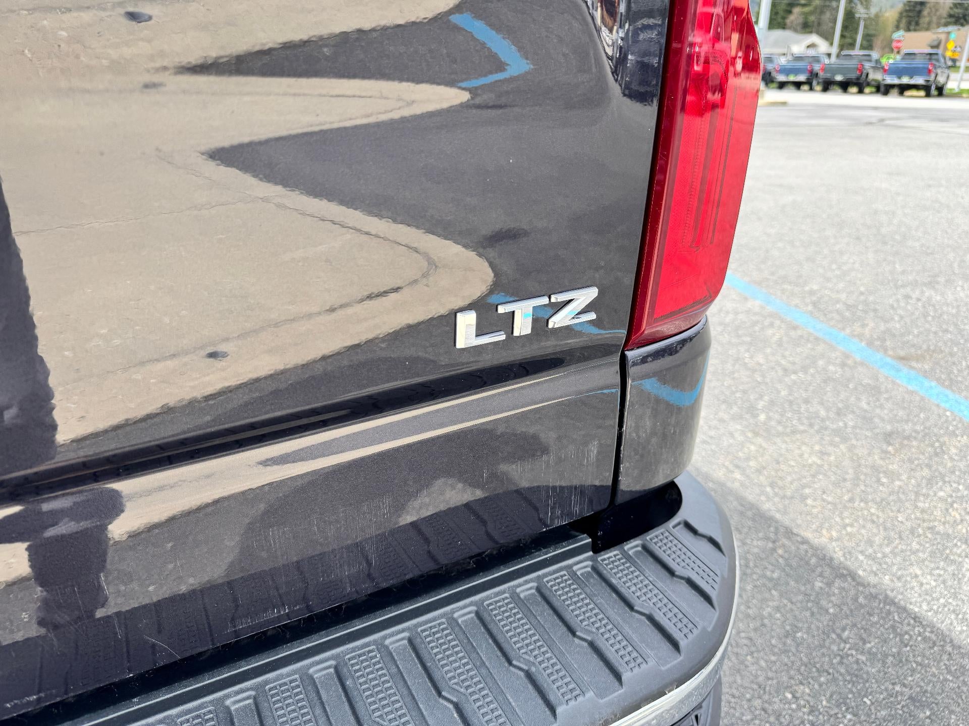 2022 Chevrolet Silverado 1500 LTZ / CREW / DMAX DIESEL / Z71 OFF ROAD / STANDARD BOX / 1 OWNER