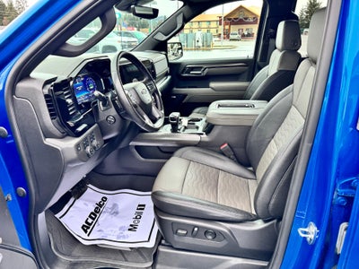 2022 Chevrolet Silverado 1500 ZR2 OFF ROAD / CREW / 6.2 LITER V8 / TECH PCKG / SUNROOF / 1 OWNER