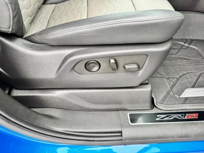 2022 Chevrolet Silverado 1500 ZR2 OFF ROAD / CREW / 6.2 LITER V8 / TECH PCKG / SUNROOF / 1 OWNER