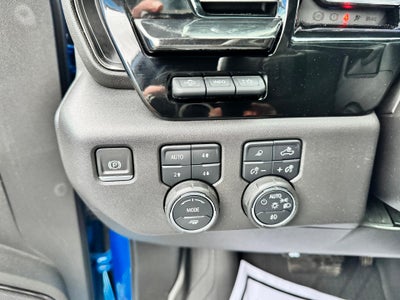 2022 Chevrolet Silverado 1500 ZR2 OFF ROAD / CREW / 6.2 LITER V8 / TECH PCKG / SUNROOF / 1 OWNER