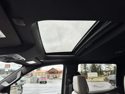 2022 Chevrolet Silverado 1500 ZR2 OFF ROAD / CREW / 6.2 LITER V8 / TECH PCKG / SUNROOF / 1 OWNER