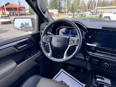 2022 Chevrolet Silverado 1500 ZR2 OFF ROAD / CREW / 6.2 LITER V8 / SUNROOF / TECH PCKG / 1 OWNER / 11K MILES