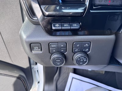 2022 Chevrolet Silverado 1500 ZR2 OFF ROAD / CREW / 6.2 LITER V8 / SUNROOF / TECH PCKG / 1 OWNER / 11K MILES
