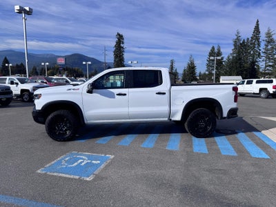 2022 Chevrolet Silverado 1500 ZR2 OFF ROAD / CREW / 6.2 LITER V8 / SUNROOF / TECH PCKG / 1 OWNER / 11K MILES
