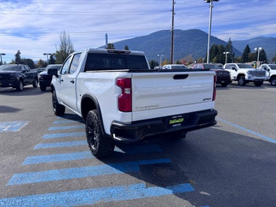 2022 Chevrolet Silverado 1500 ZR2 OFF ROAD / CREW / 6.2 LITER V8 / SUNROOF / TECH PCKG / 1 OWNER / 11K MILES