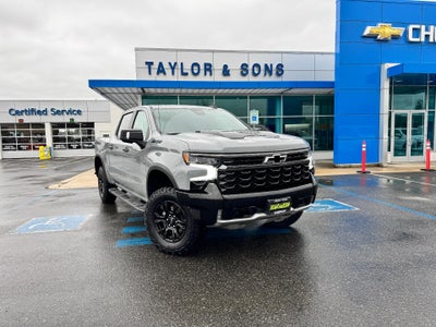 2024 Chevrolet Silverado 1500 ZR2 OFF ROAD / CREW / 6.2 LITER V8 / TECH PCKG / 1 OWNER / 38K MILES