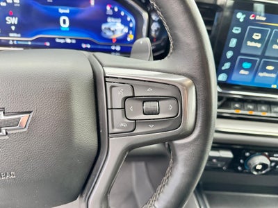 2024 Chevrolet Silverado 1500 ZR2 OFF ROAD / CREW / 6.2 LITER V8 / TECH PCKG / 1 OWNER / 38K MILES