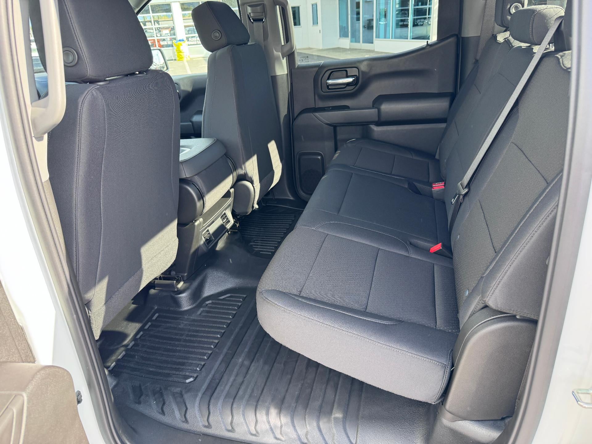 2026 Chevrolet Silverado 1500 WORK TRUCK / CREW / 5.3 LITER V8 / Z71 OFF ROAD / STANDARD BOX