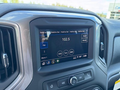 2026 Chevrolet Silverado 1500 WORK TRUCK / CREW / 5.3 LITER V8 / Z71 OFF ROAD / STANDARD BOX
