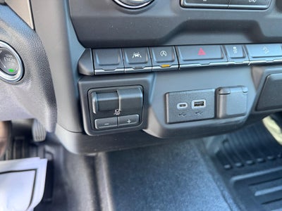2026 Chevrolet Silverado 1500 WORK TRUCK / CREW / 5.3 LITER V8 / Z71 OFF ROAD / STANDARD BOX