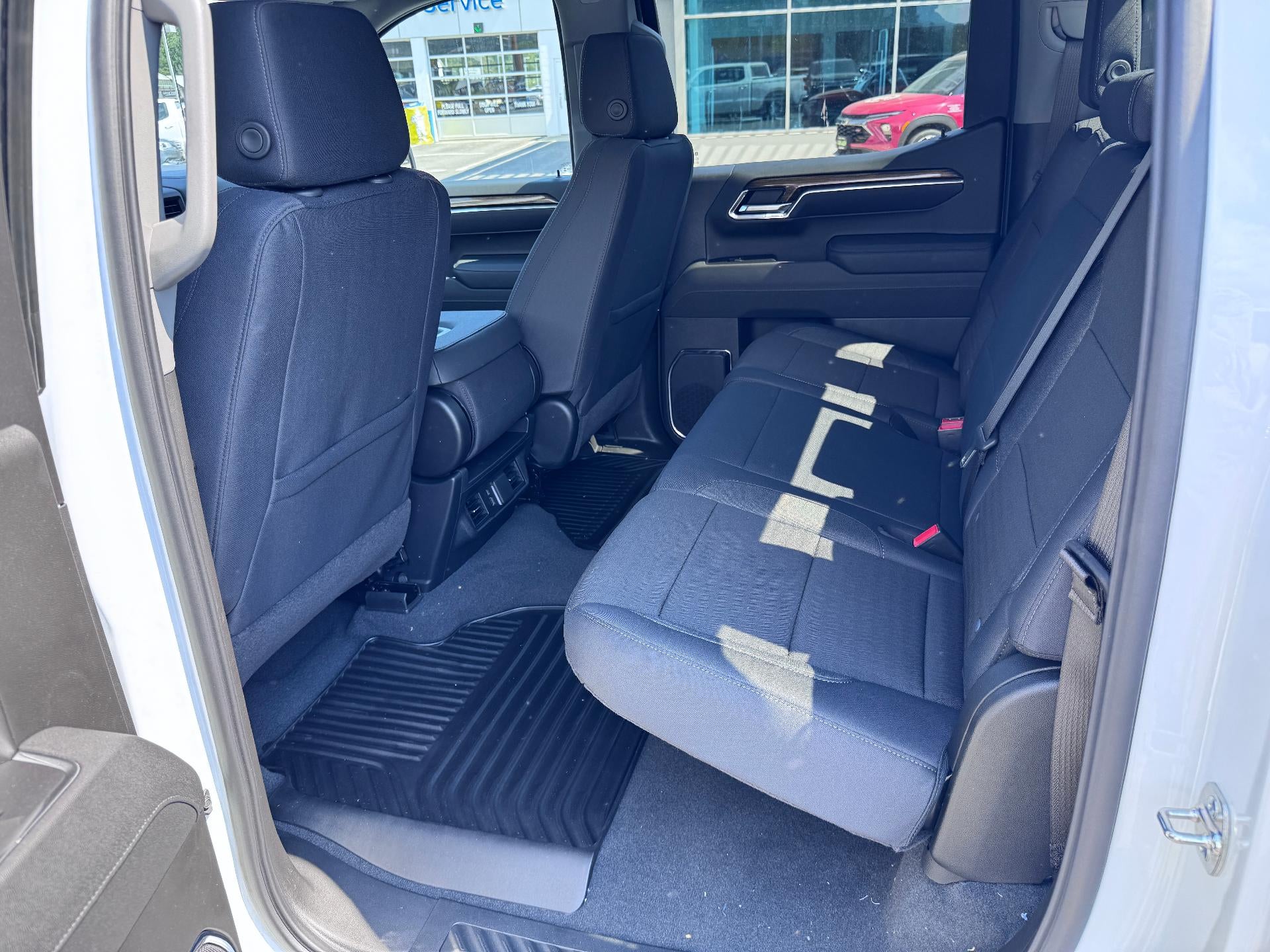 2026 Chevrolet Silverado 1500 LT / CREW / DMAX DIESEL / Z71 OFF ROAD / ADAPTIVE CRUISE / STANDARD BOX