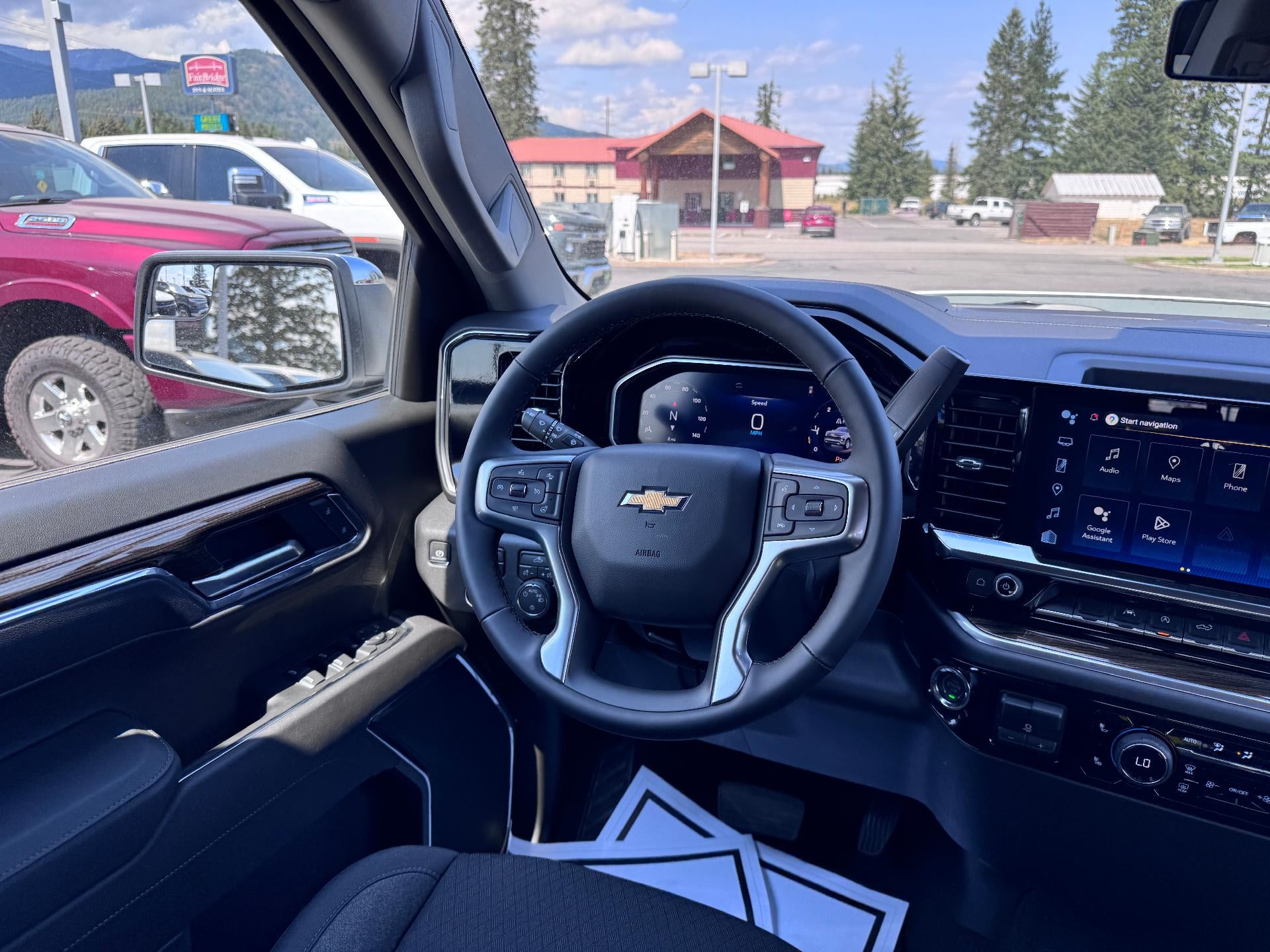 2026 Chevrolet Silverado 1500 LT / CREW / DMAX DIESEL / Z71 OFF ROAD / ADAPTIVE CRUISE / STANDARD BOX