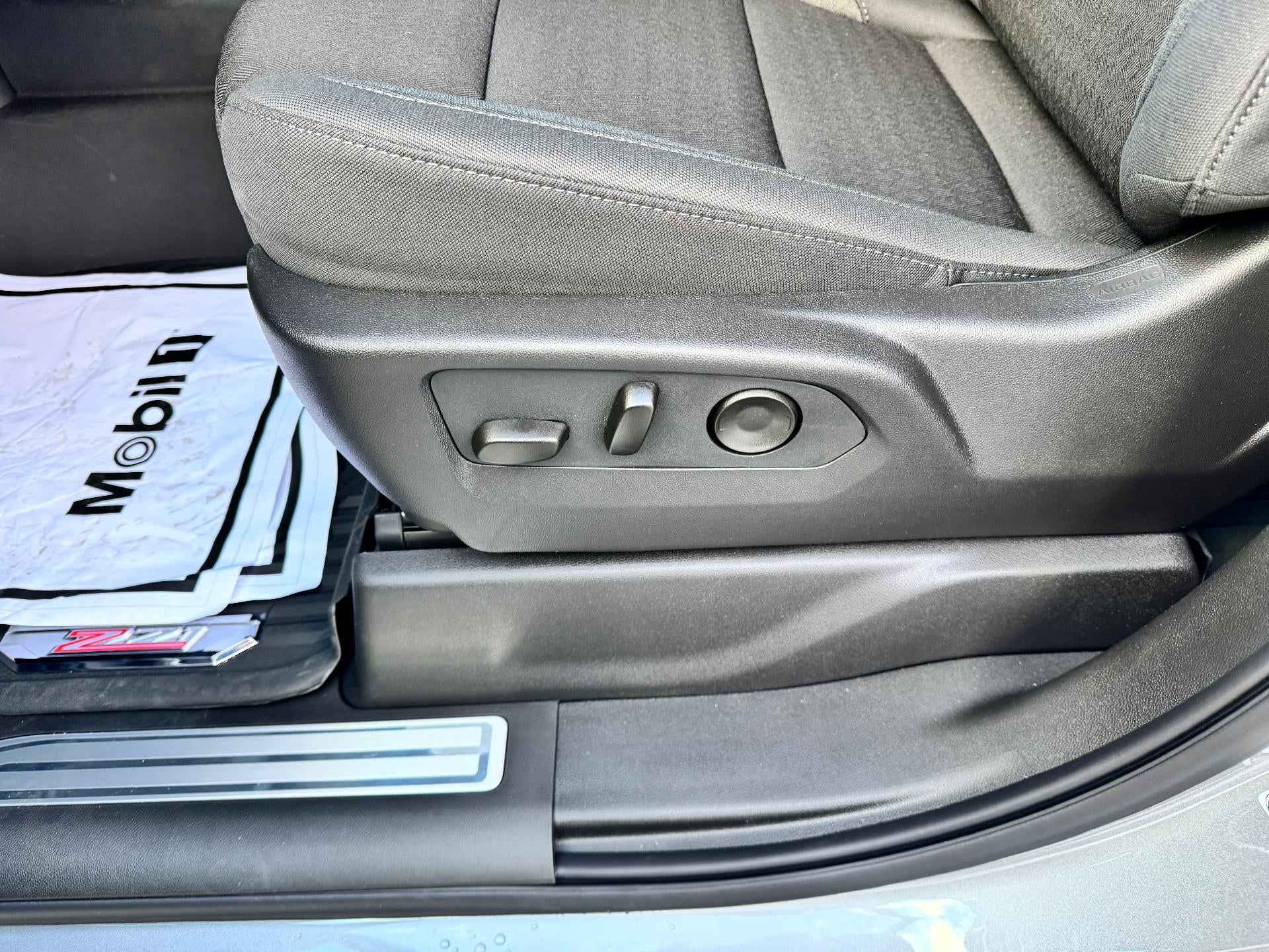 2026 Chevrolet Silverado 1500 LT / CREW / DMAX DIESEL / ADAPTIVE CRUISE / HEATED SEATS / SHORT BOX