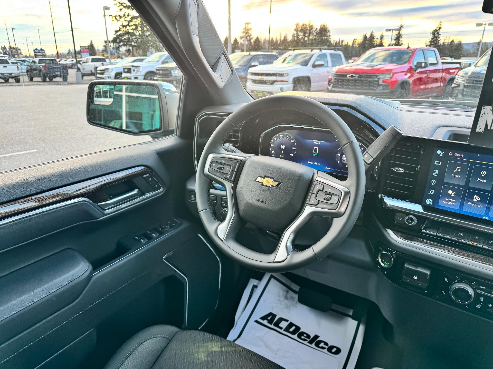 2026 Chevrolet Silverado 1500 LT / CREW / DMAX DIESEL / ADAPTIVE CRUISE / HEATED SEATS / SHORT BOX