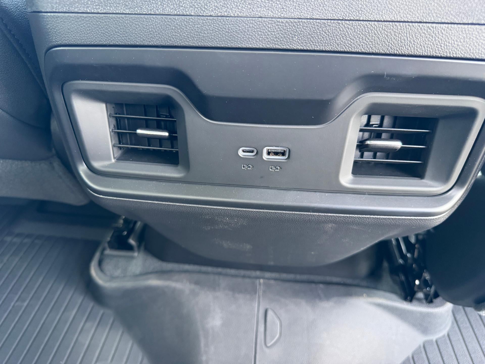2026 Chevrolet Silverado 1500 RST / CREW / DMAX DIESEL / Z71 OFF ROAD / PREMIUM PCKG / DARK APPEARANCE