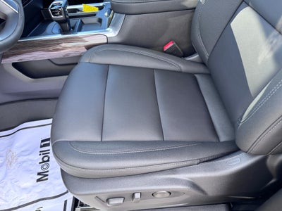2026 Chevrolet Silverado 1500 RST / CREW / DMAX DIESEL / Z71 OFF ROAD / PREMIUM PCKG / DARK APPEARANCE