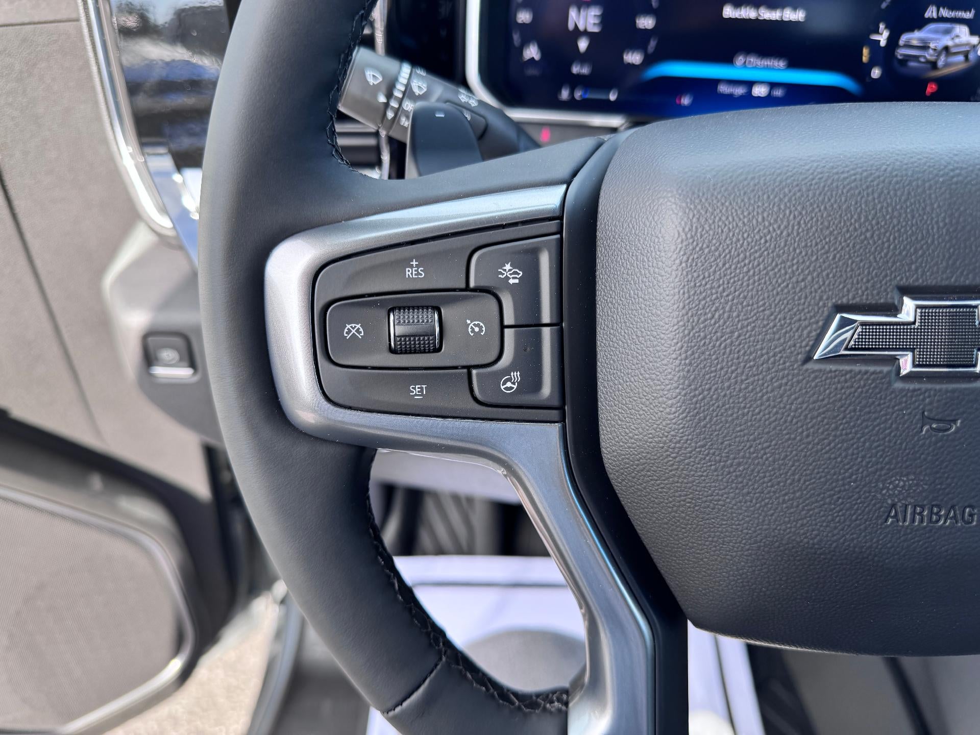 2026 Chevrolet Silverado 1500 RST / CREW / DMAX DIESEL / Z71 OFF ROAD / PREMIUM PCKG / DARK APPEARANCE