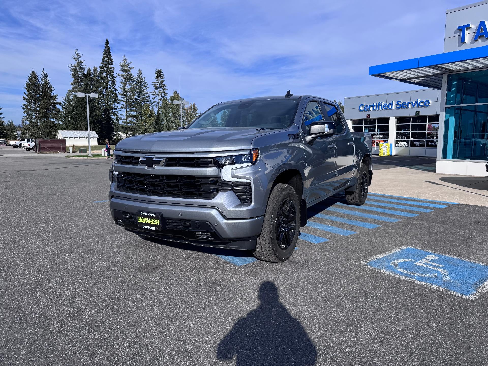 2026 Chevrolet Silverado 1500 RST / CREW / DMAX DIESEL / Z71 OFF ROAD / PREMIUM PCKG / DARK APPEARANCE