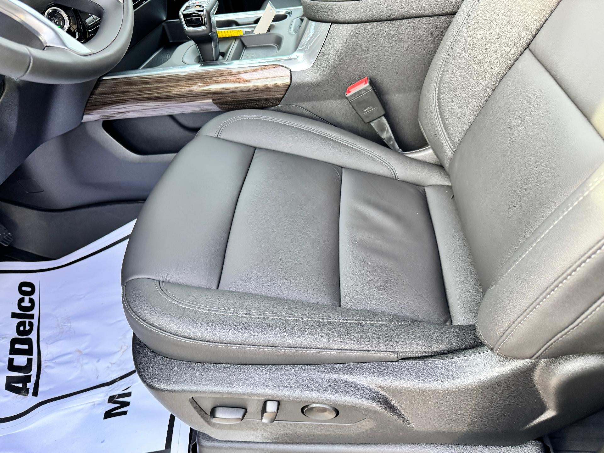 2026 Chevrolet Silverado 1500 LT / TRAIL BOSS / DMAX DIESEL / LEATHER / SUNROOF / SHORT BOX