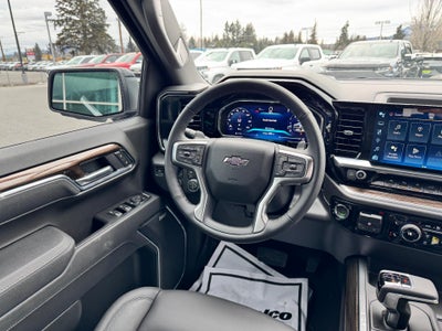 2026 Chevrolet Silverado 1500 LT / TRAIL BOSS / 5.3 LITER V8 / CREW / LEATHER / SAFETY PCKG / SHORT BOX