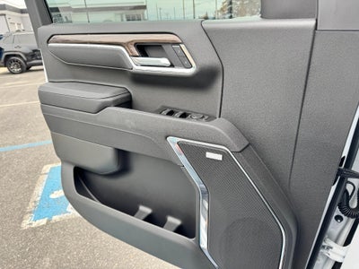 2026 Chevrolet Silverado 1500 LT / TRAIL BOSS / 5.3 LITER V8 / CREW / LEATHER / SAFETY PCKG / SHORT BOX